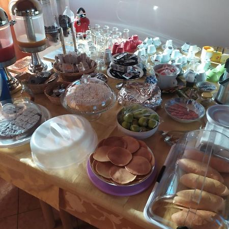 B&B La Seta Rossa Галатоне Екстериор снимка