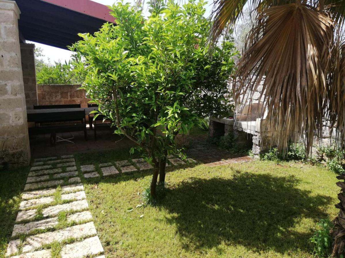 B&B La Seta Rossa Галатоне Екстериор снимка