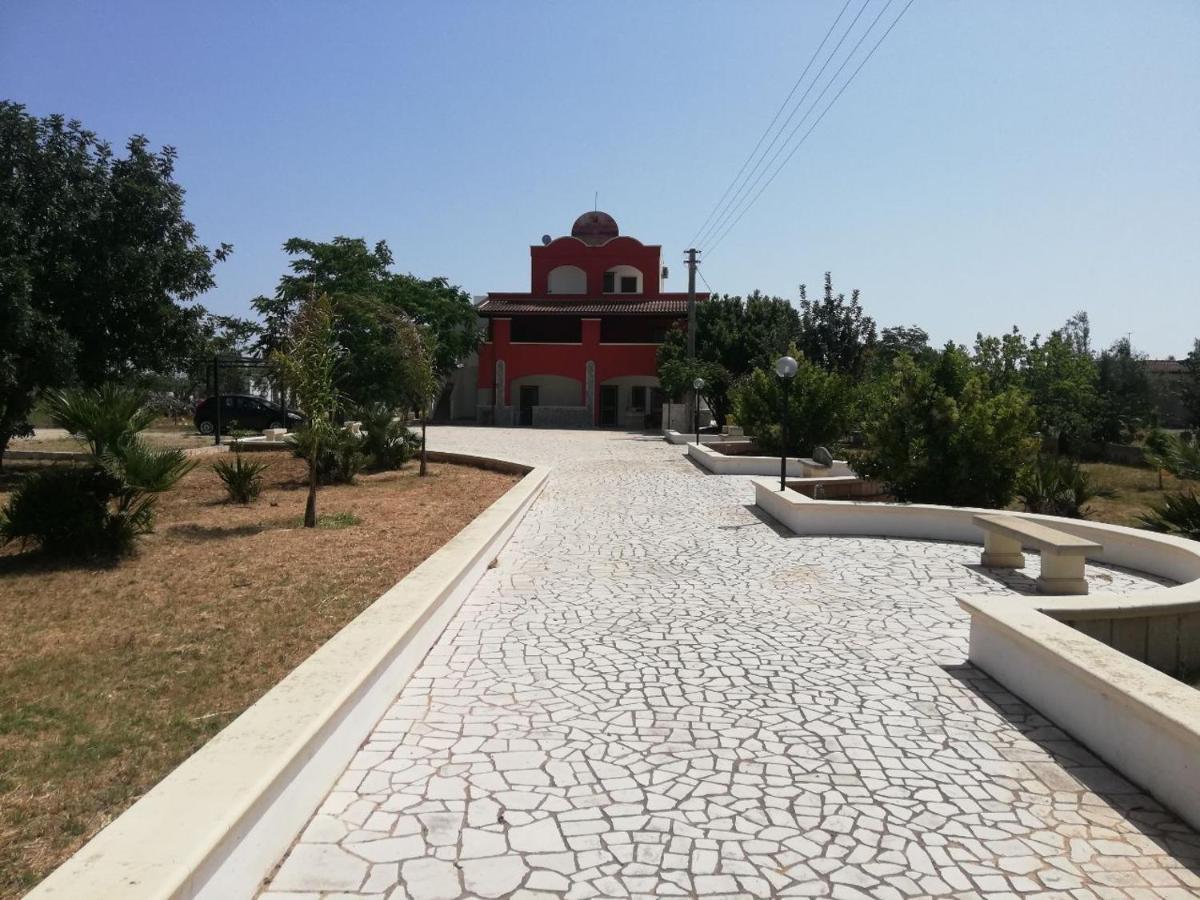 B&B La Seta Rossa Галатоне Екстериор снимка